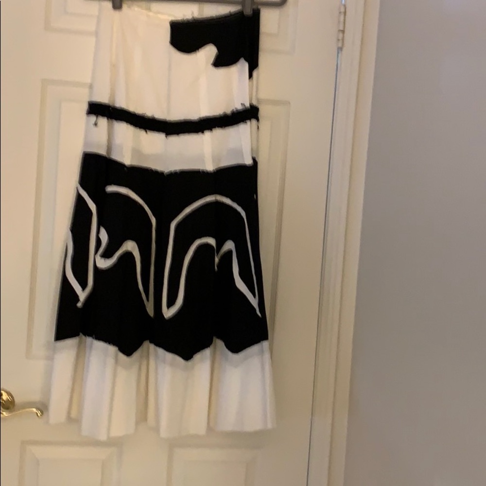 Black and white abstract skirt